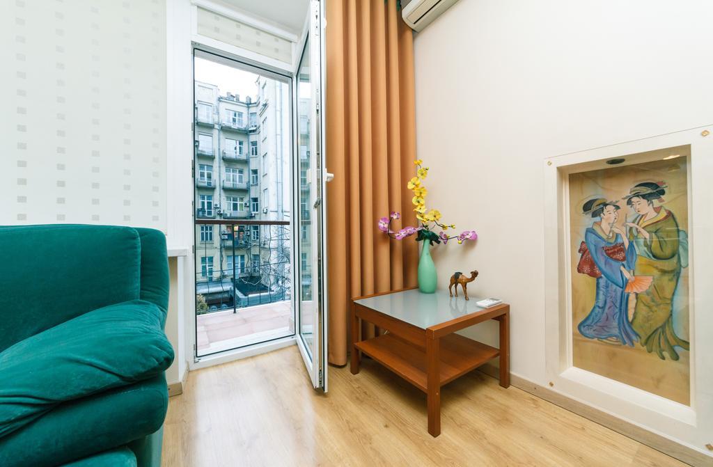 Apartments On Independence Square Київ Екстер'єр фото