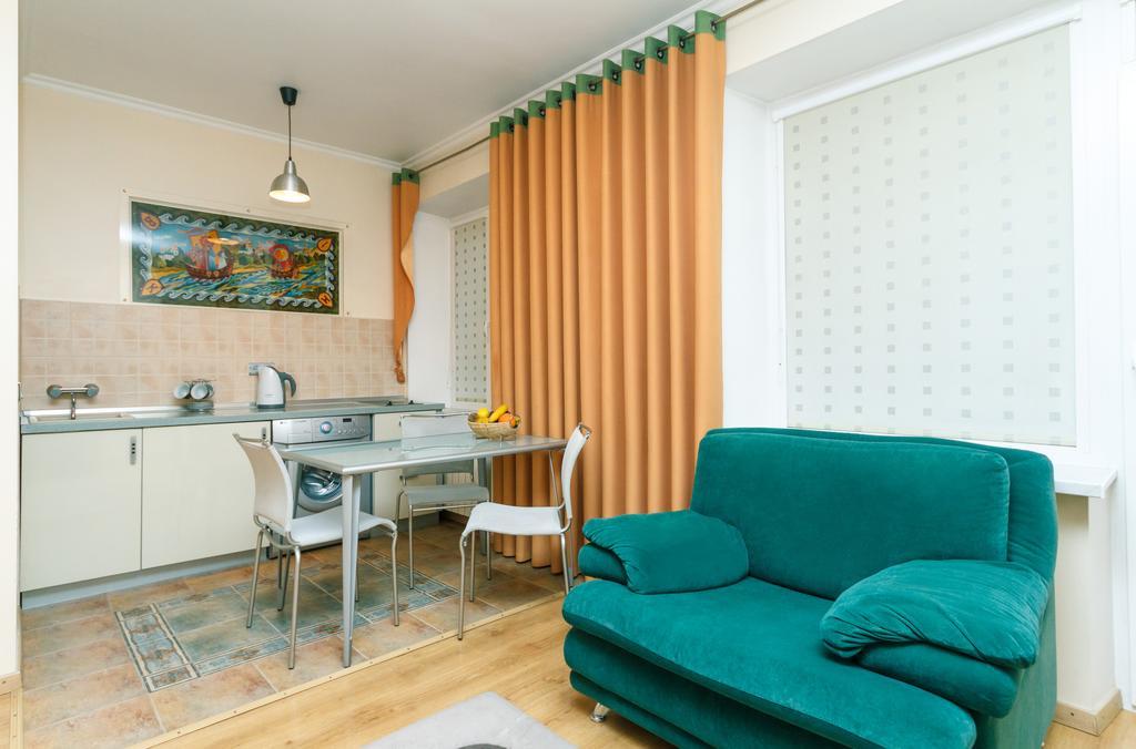 Apartments On Independence Square Київ Екстер'єр фото